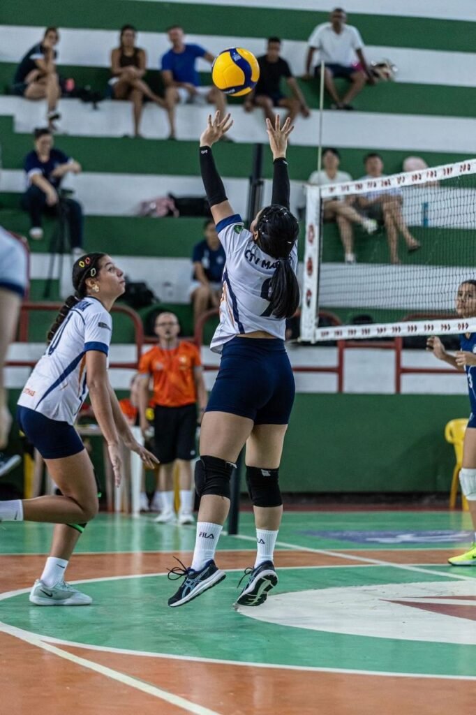 Atletas do CVT em ação