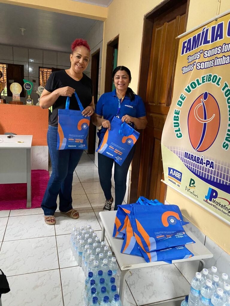 Luiza com representante da Equatorial