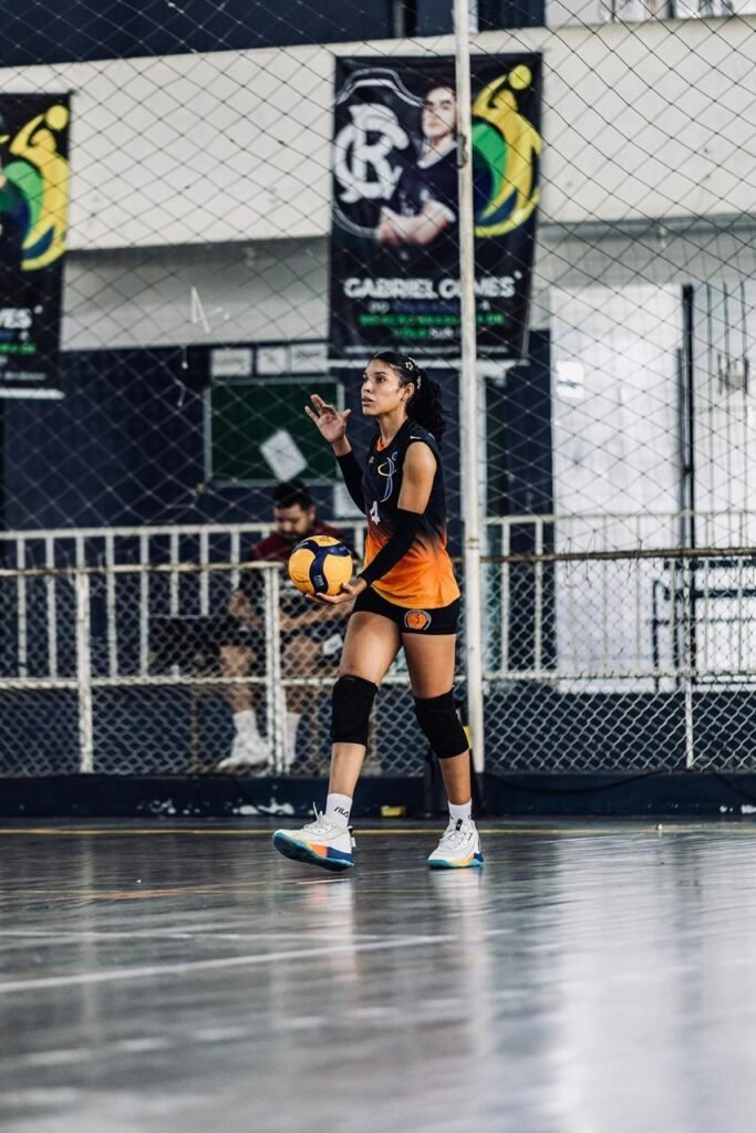 Cecília jogando