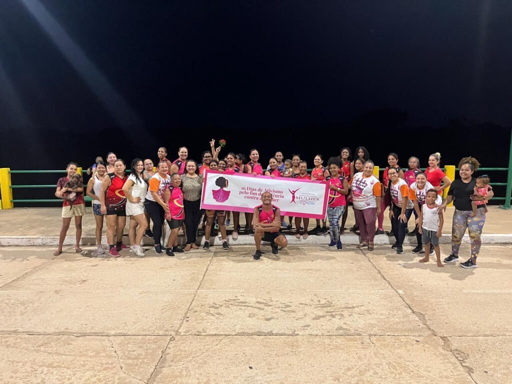 Ação com as alunas da zumba com a CODIM
